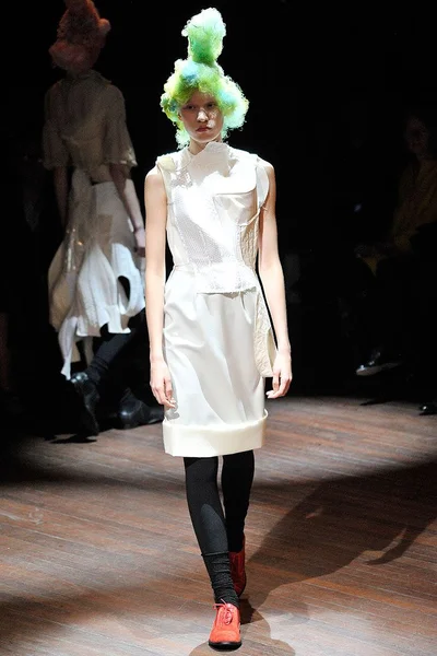 Look 33